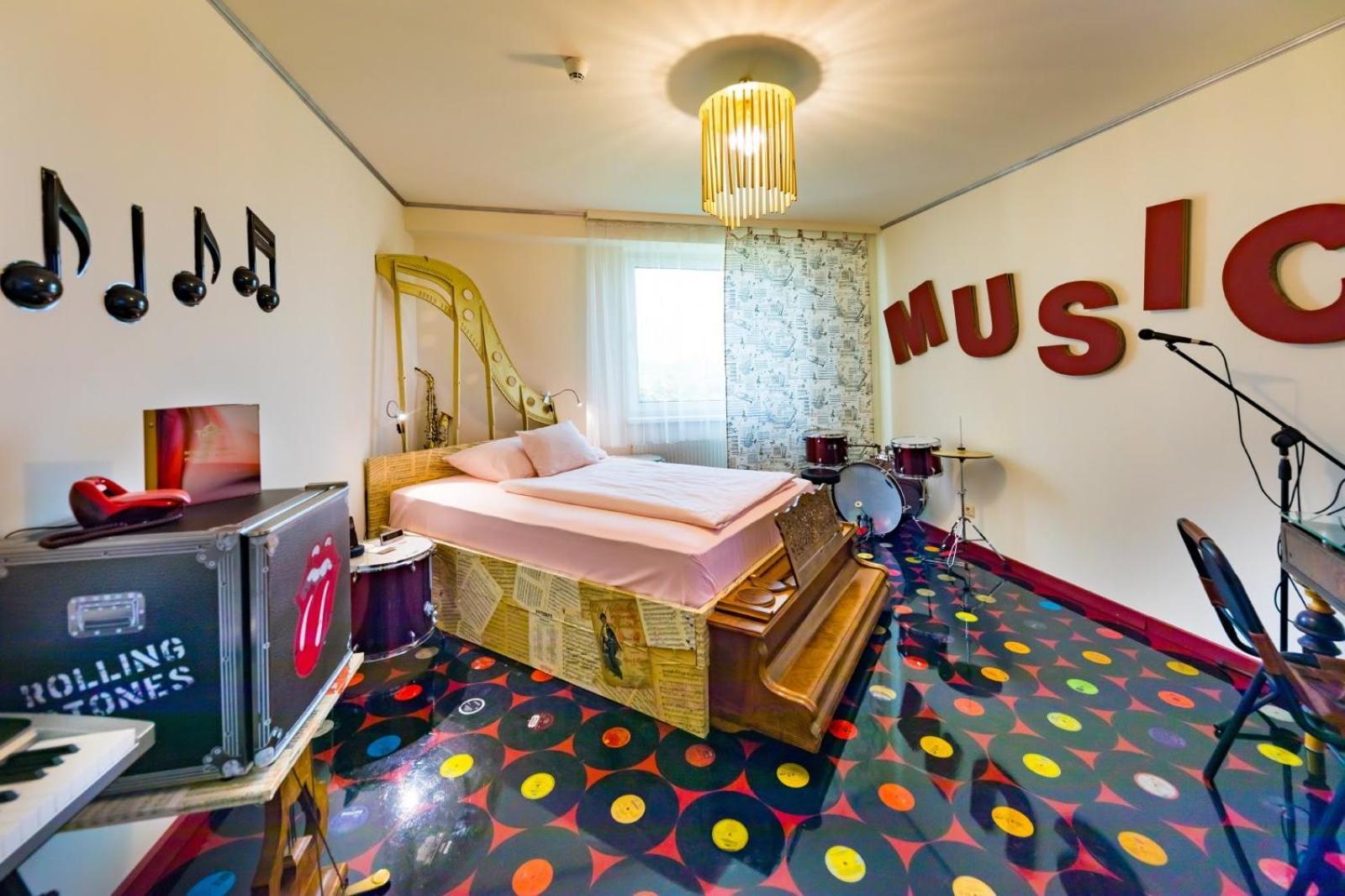 Hotel Freizeittempel Вінер-Нойштадт Екстер'єр фото