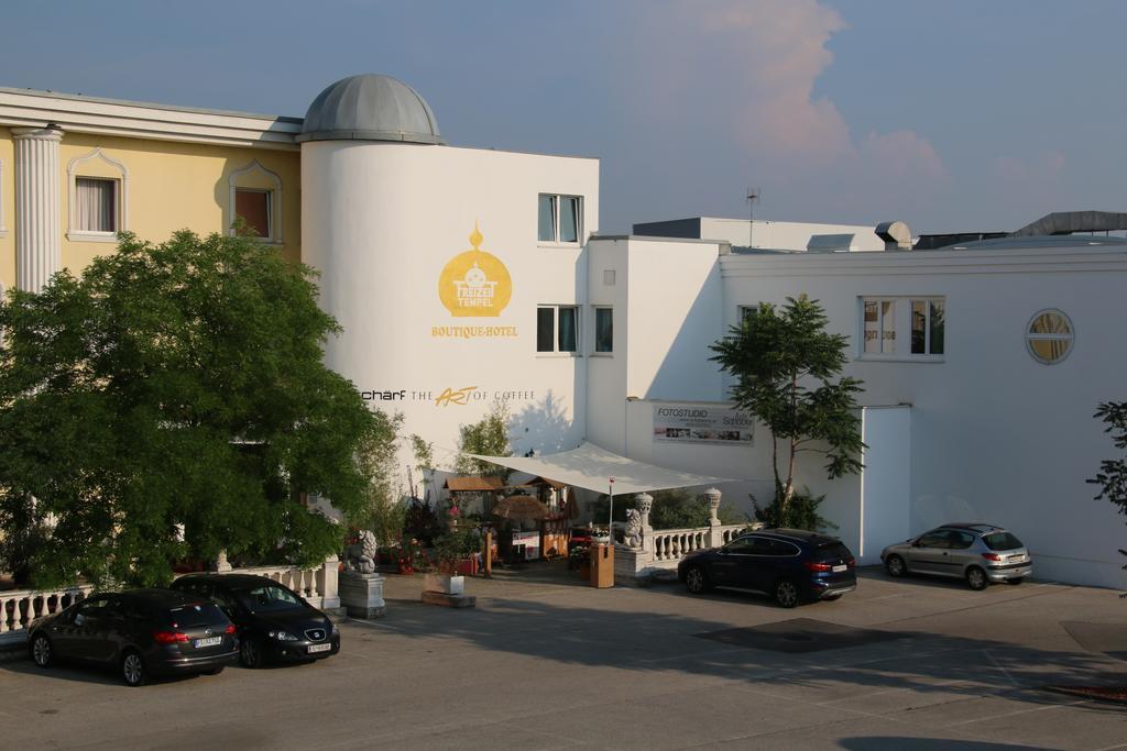 Hotel Freizeittempel Вінер-Нойштадт Екстер'єр фото